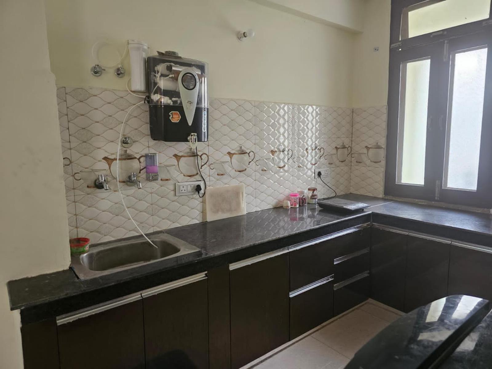 Apartment 6 Bhk In Krishna Nagar Lko6bhk 401l&402r *