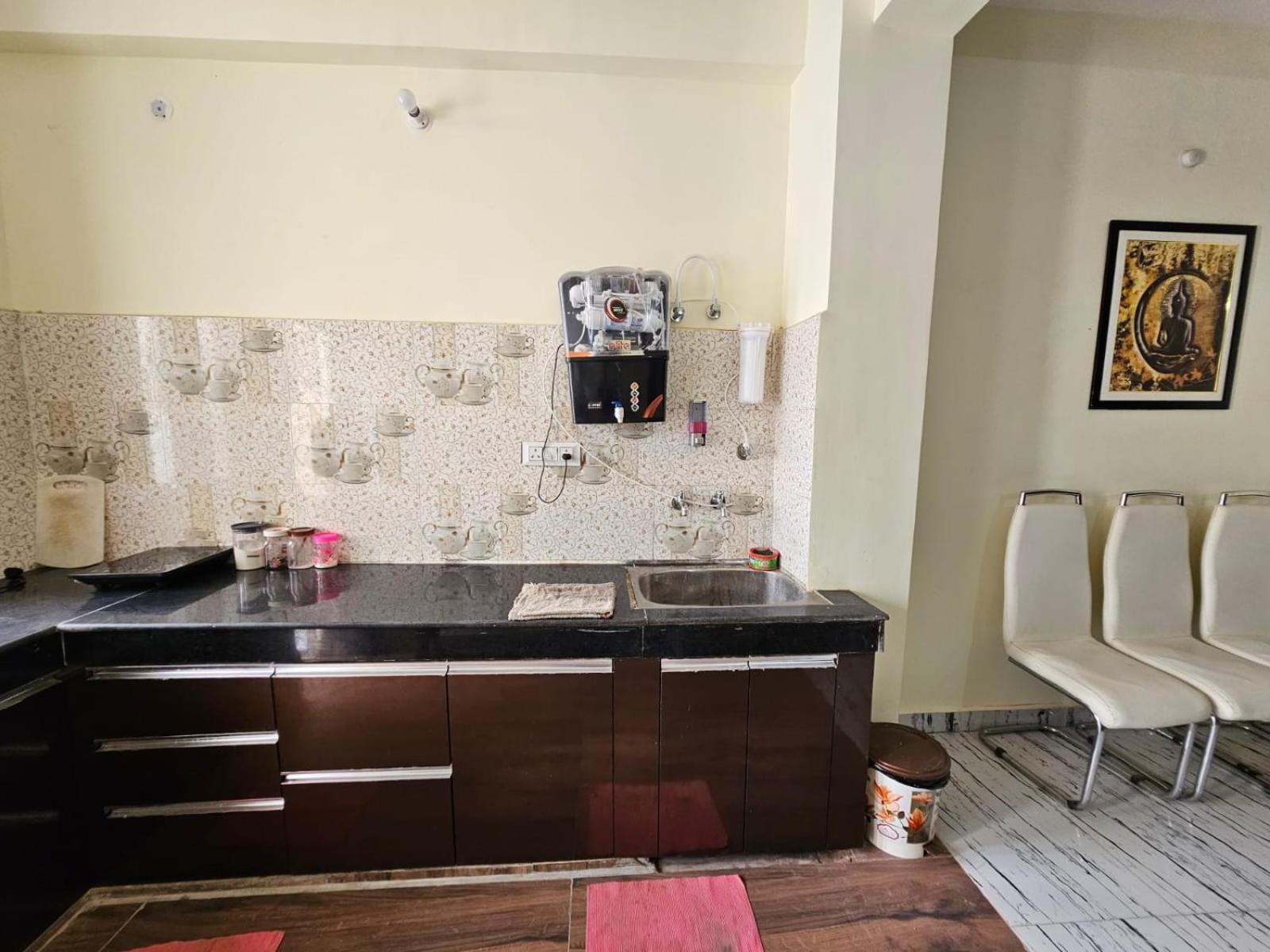 Apartment 6 Bhk In Krishna Nagar Lko6bhk 401l&402r *