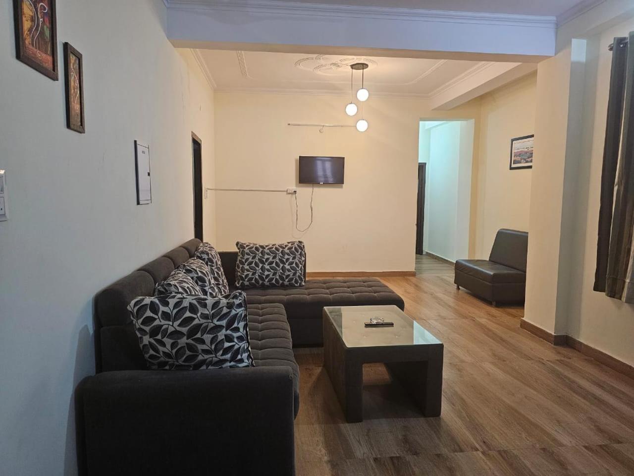 6 Bhk In Krishna Nagar Lko6bhk 401l&402r Apartment Lucknow