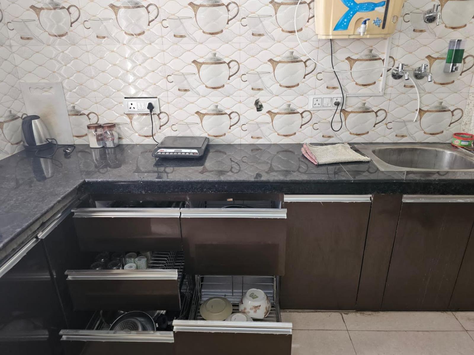 Apartment 6 Bhk In Krishna Nagar Lko6bhk 401l&402r
