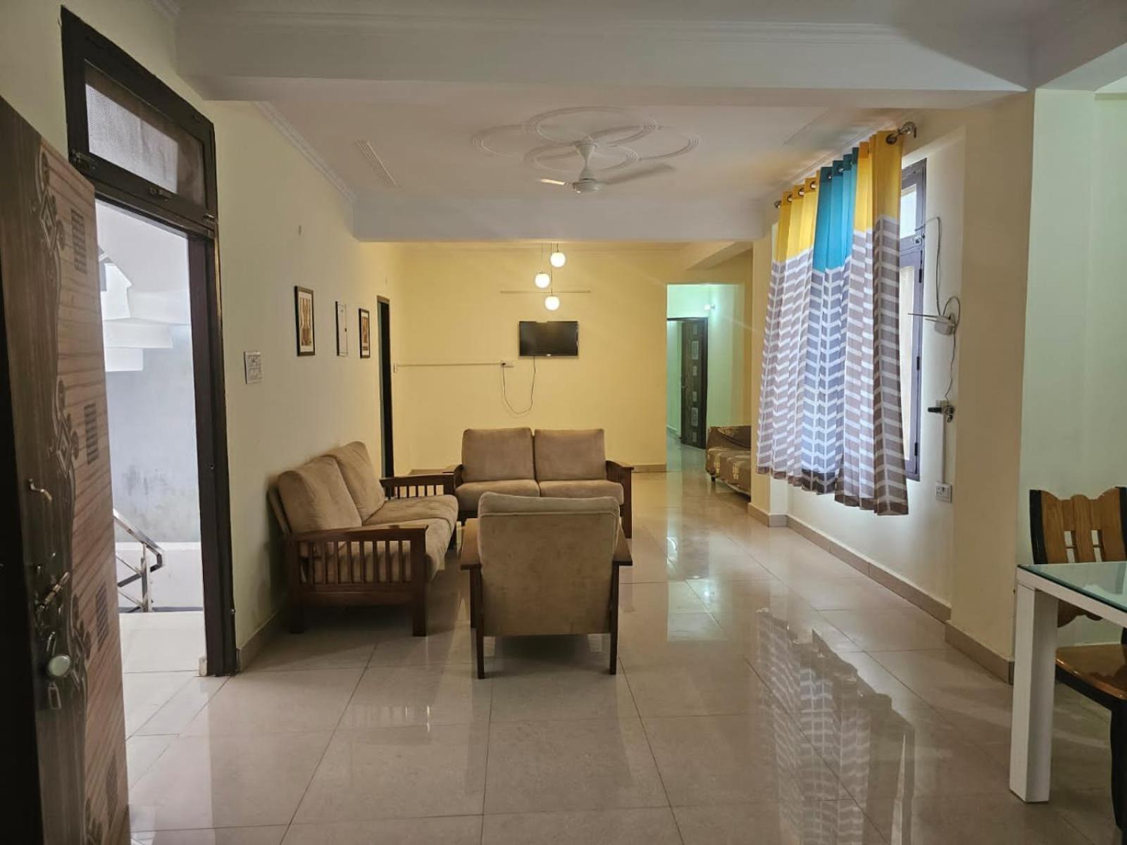 6 Bhk In Krishna Nagar Lko6bhk 401l&402r Apartment Lucknow