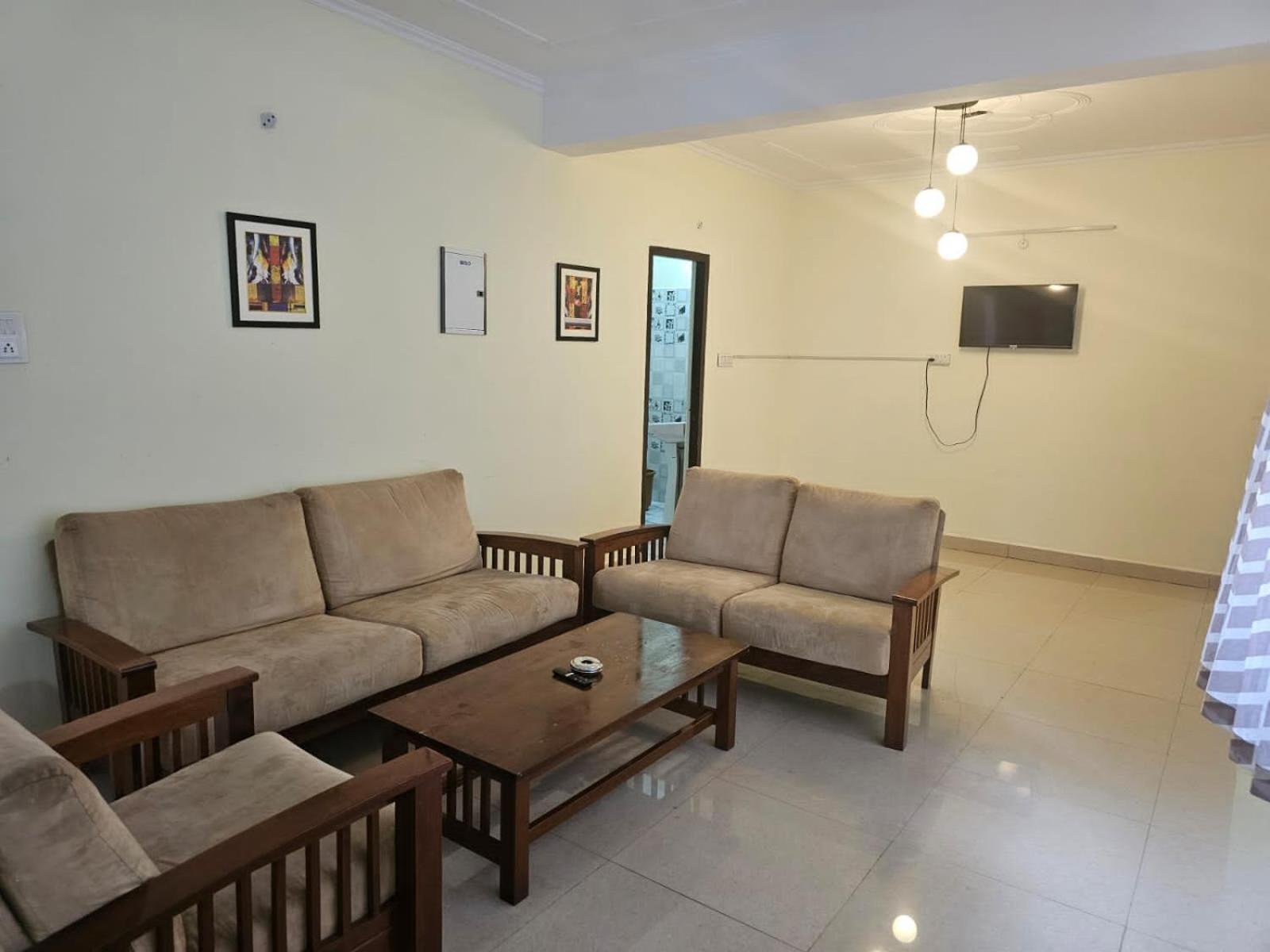 Apartment 6 Bhk In Krishna Nagar Lko6bhk 401l&402r Lucknow